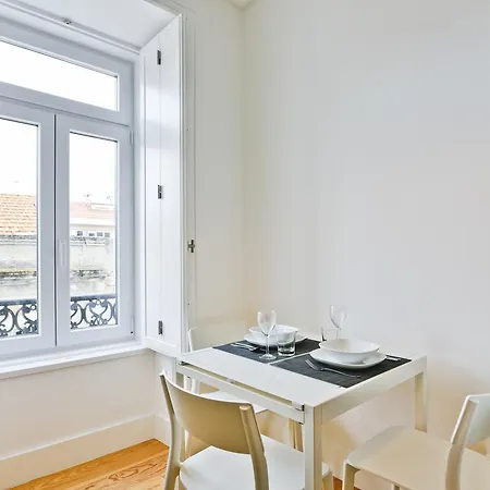 Bmyguest - Arroios Cosy דירה *